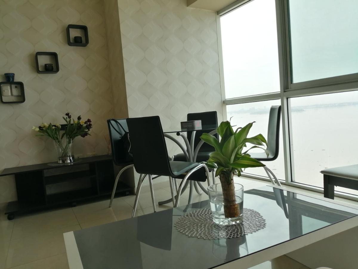 Puerto Santa Ana Suites Guayaquil Luaran gambar