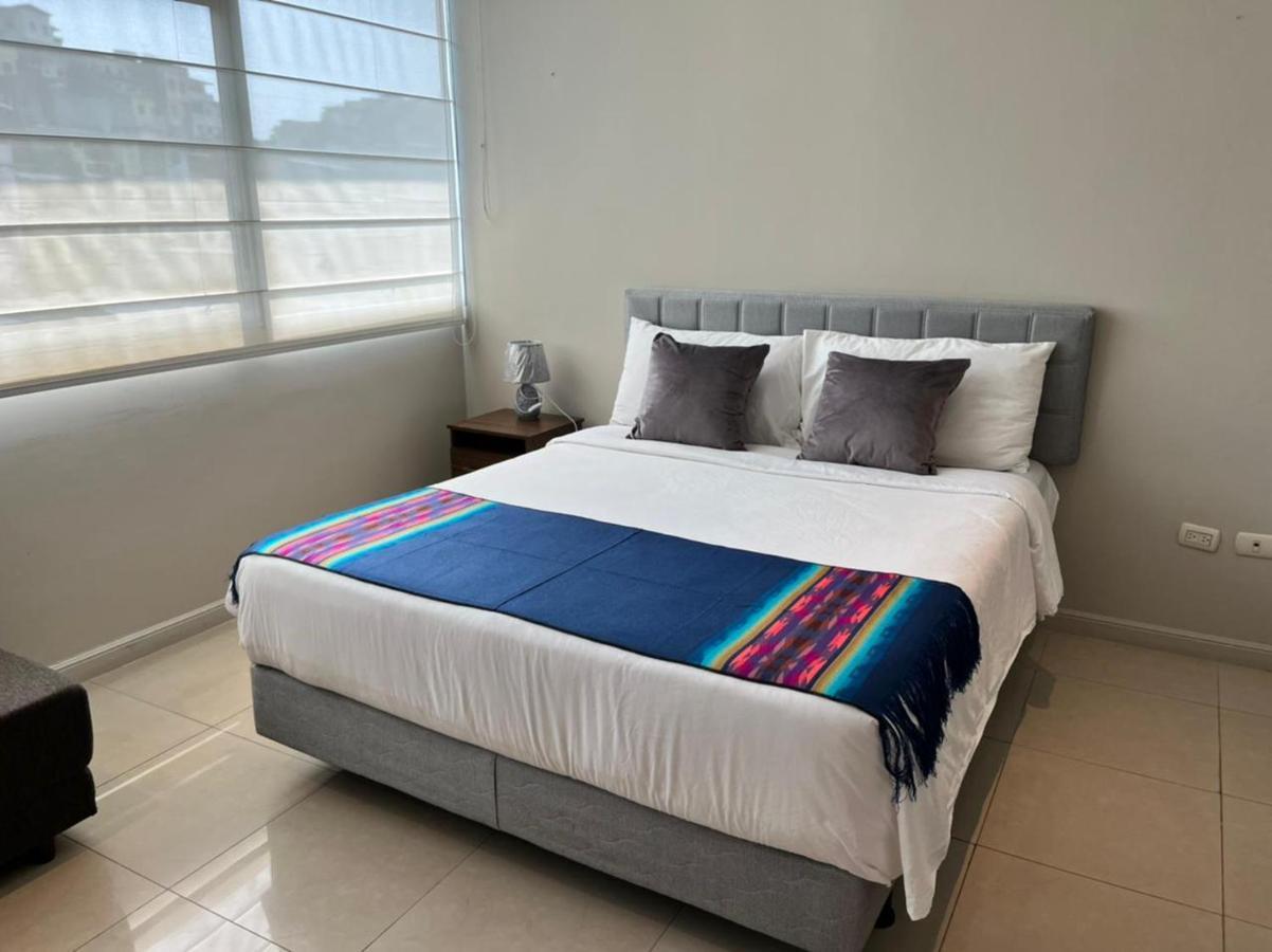Puerto Santa Ana Suites Guayaquil Luaran gambar
