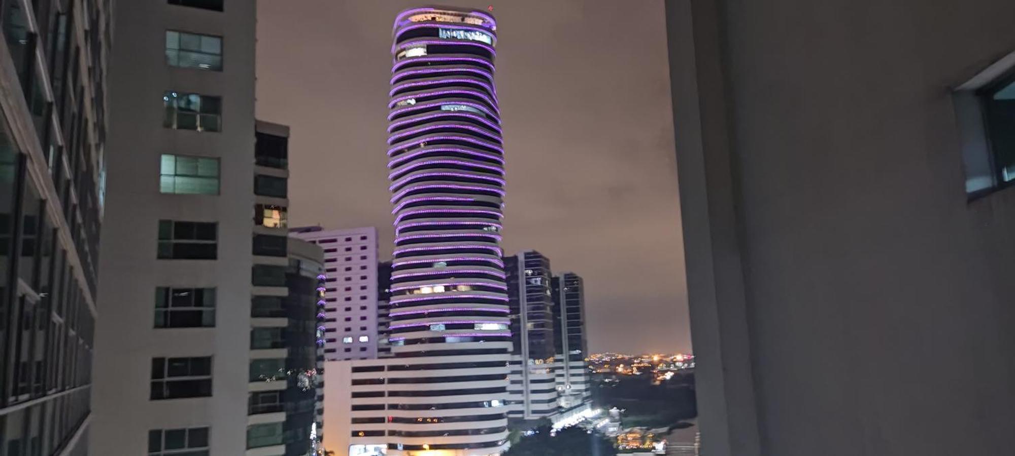 Puerto Santa Ana Suites Guayaquil Luaran gambar