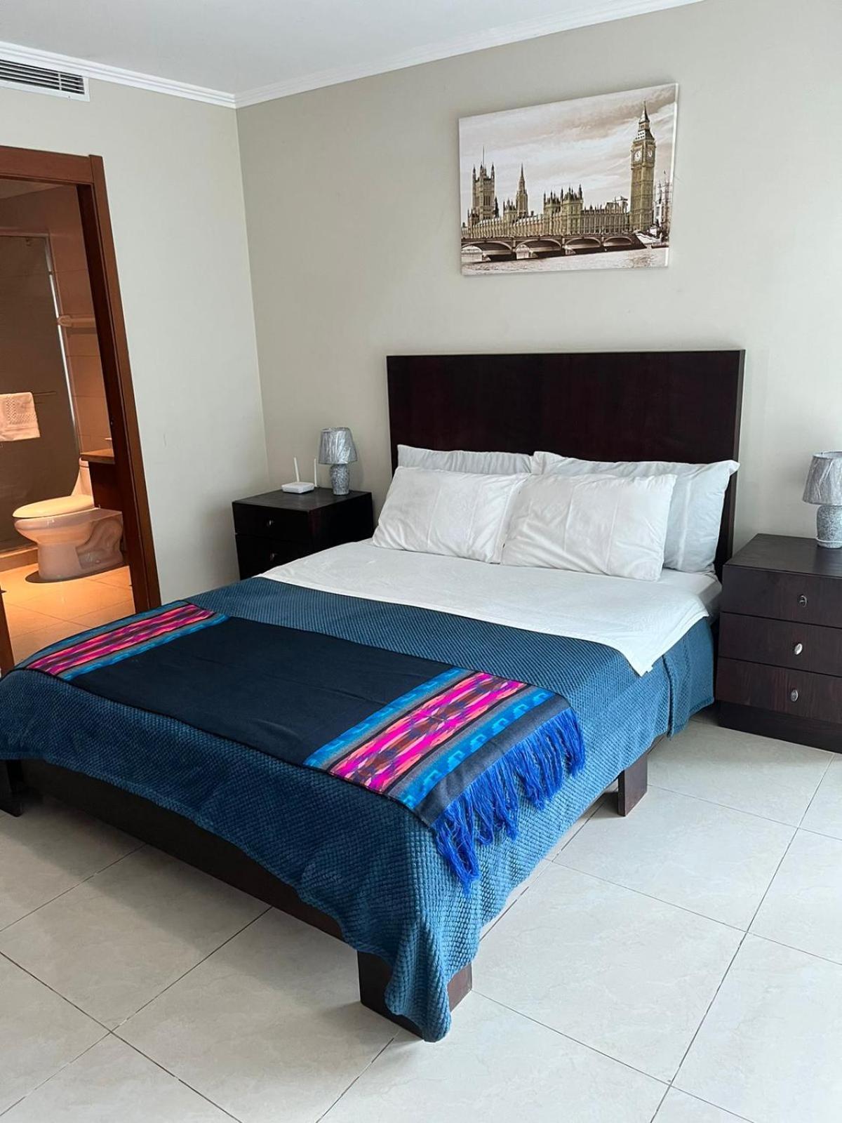 Puerto Santa Ana Suites Guayaquil Luaran gambar