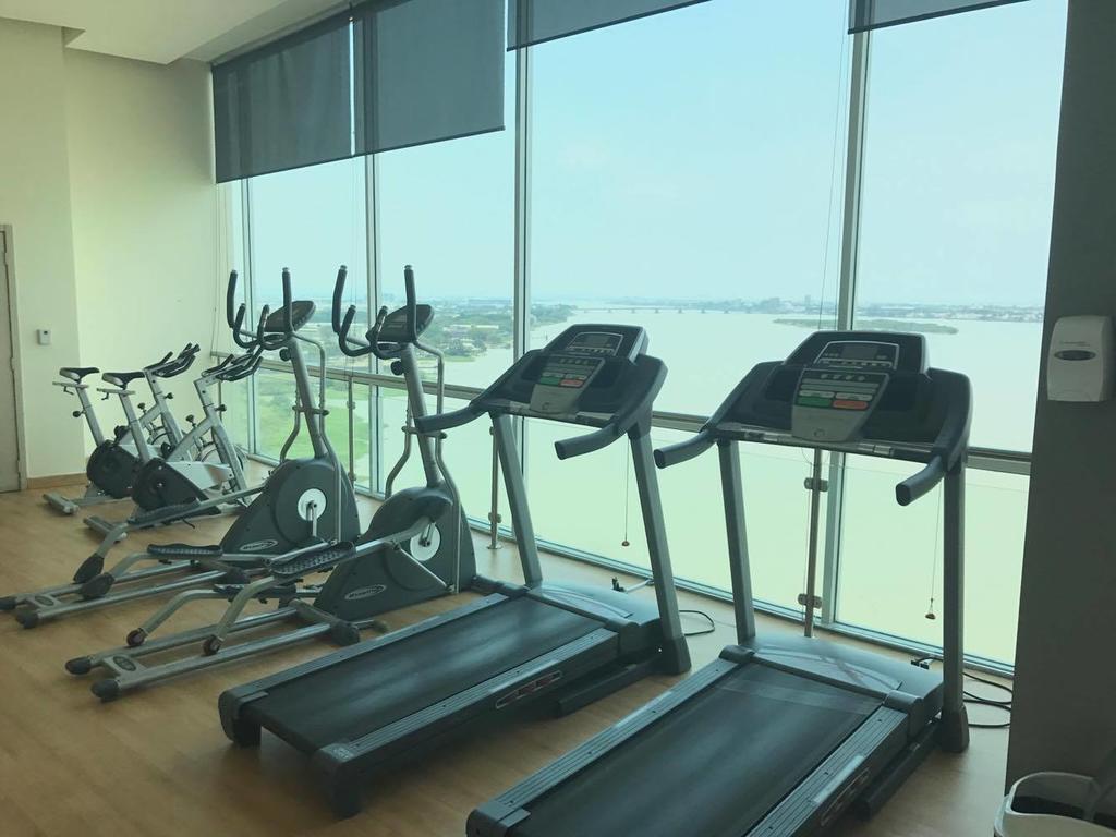 Puerto Santa Ana Suites Guayaquil Luaran gambar